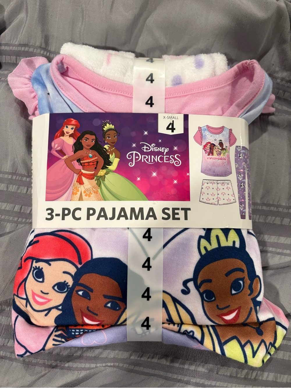 Disney Princess 3-Piece Pajama Set - girls size  4 NEW